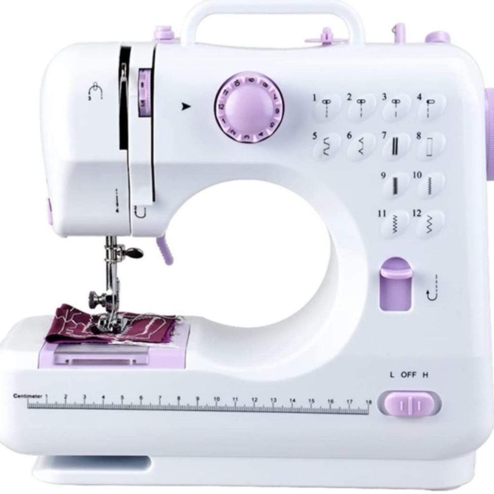 OPEN BOX Sewing Machine - Picture 4 of 8